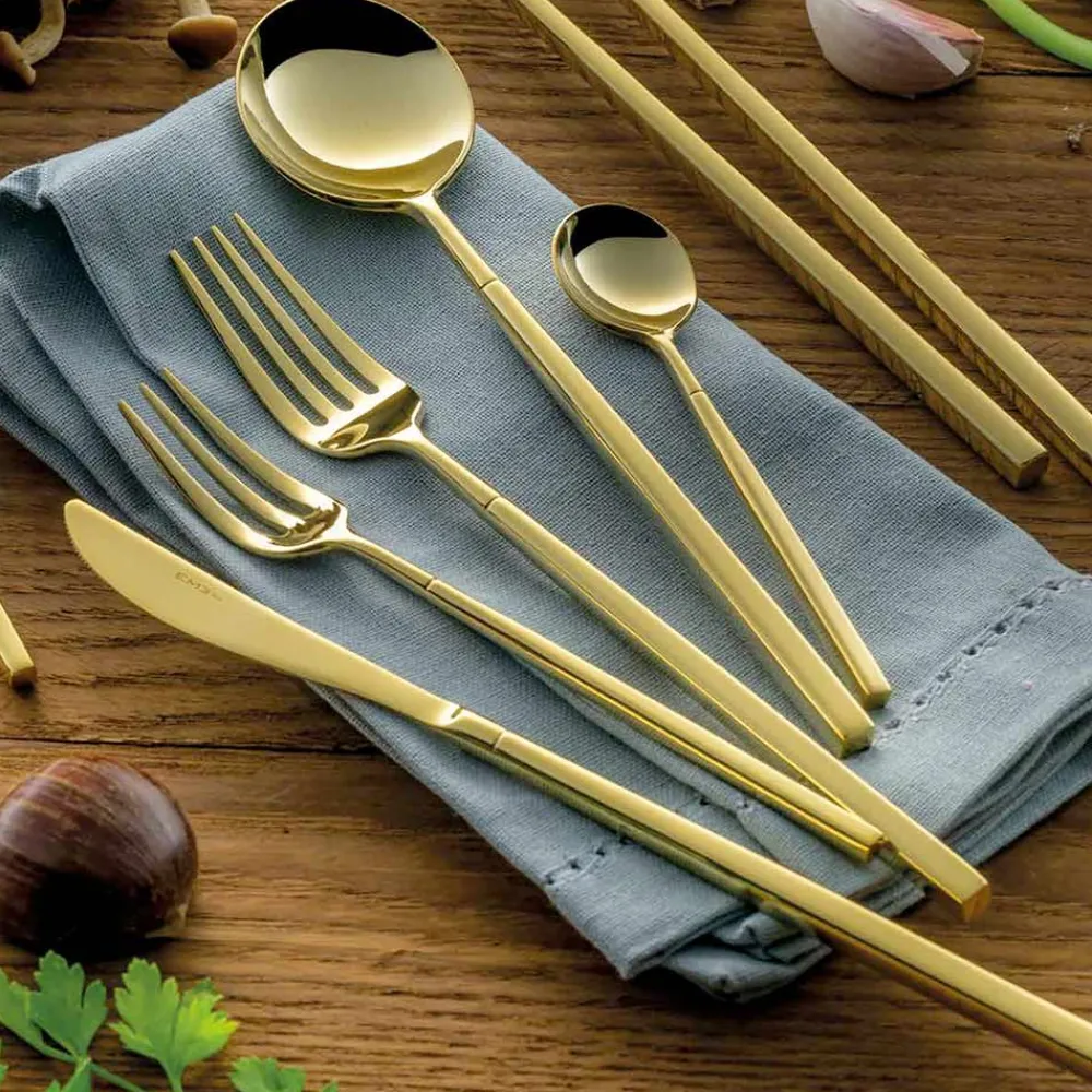 Viadurini Kitchen Besteck Set-24 Besteck aus poliertem Schmiedestahl in verschiedenen Ausführungen, Made in Italy - Osaka