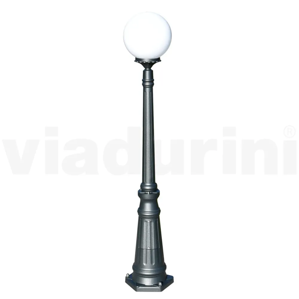 Viadurini Lighting Gartenlampion-145 cm hohe Straßenlaterne aus Acryl und anthrazitfarbenem Aluminium. Hergestellt in Italien - Trovaanthrazit