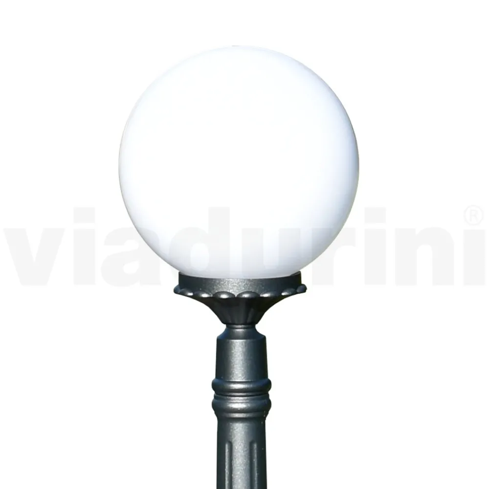 Viadurini Lighting Gartenlampion-145 cm hohe Straßenlaterne aus Acryl und anthrazitfarbenem Aluminium. Hergestellt in Italien - Trovaanthrazit