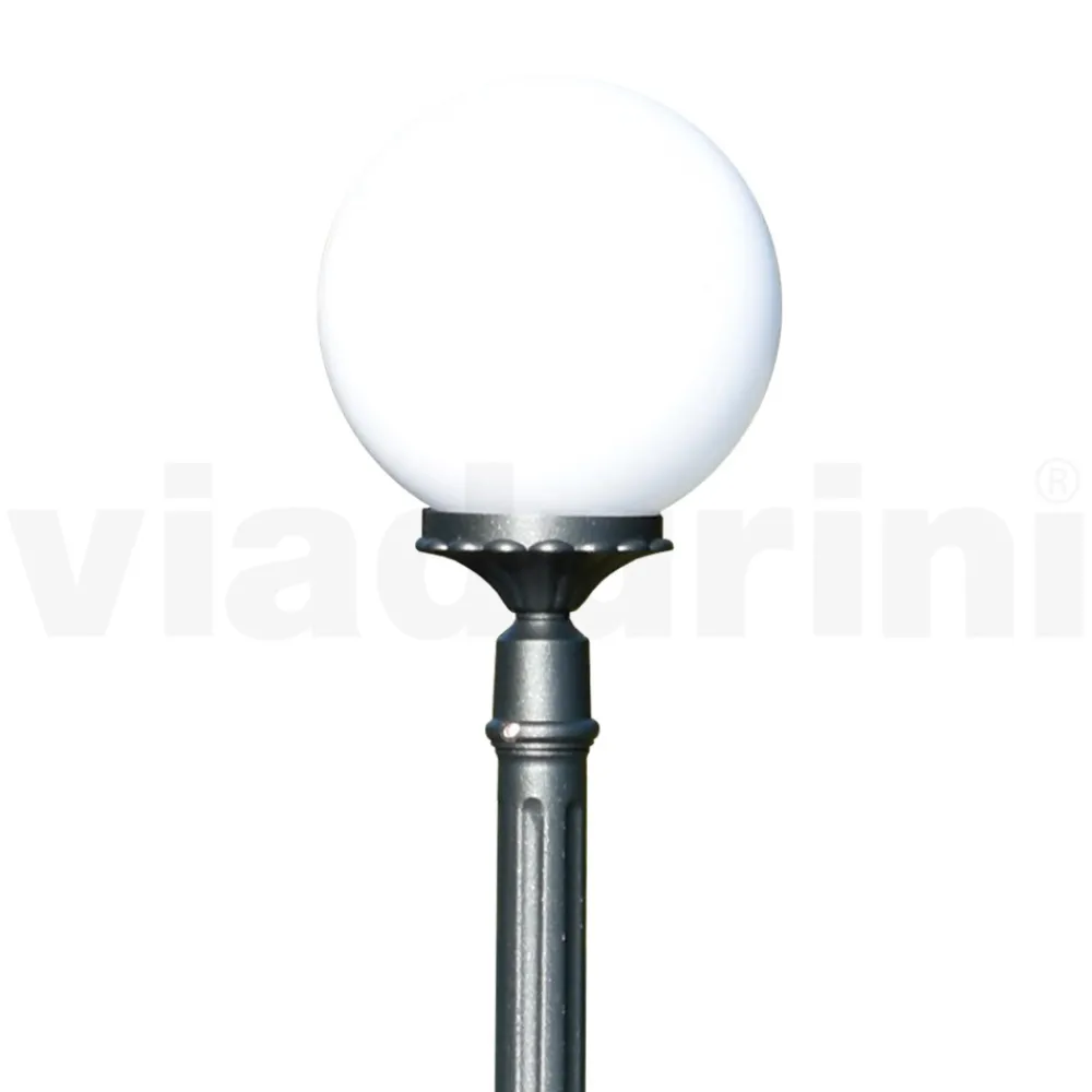 Viadurini Lighting Gartenlampion-172 cm hohe Straßenlaterne aus Acryl und anthrazitfarbenem Aluminium. Hergestellt in Italien - Trovaantracite