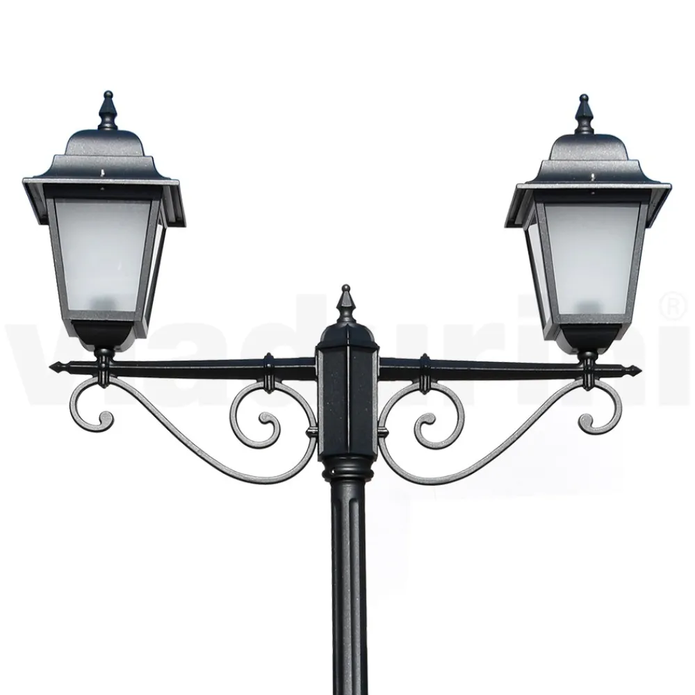 Viadurini Lighting Gartenlampion-255 cm hohe Straßenlaterne aus Anthrazitglas und Aluminium Made in Italy - Scintilla