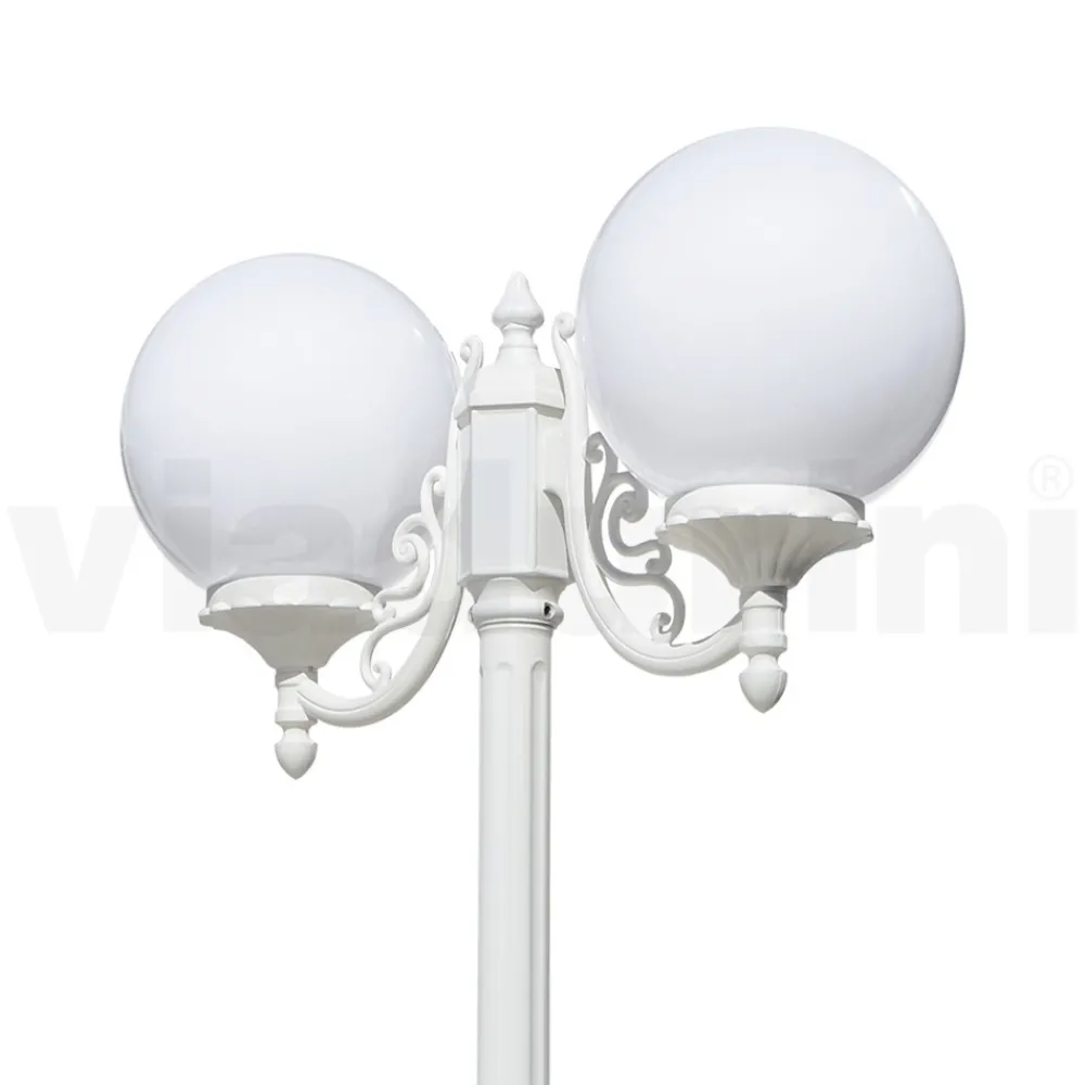 Viadurini Lighting Gartenlampion-230 cm hohe Straßenlaterne aus weißem Acryl und Aluminium, hergestellt in Italien - Trovabianco
