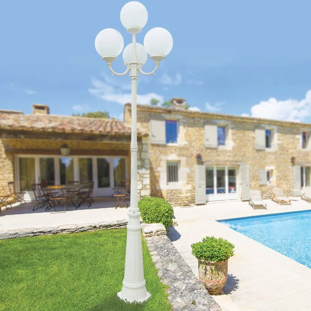 Viadurini Lighting Gartenlampion-270 cm hohe Straßenlaterne aus weißem Acryl und Aluminium, hergestellt in Italien - Trovabianco