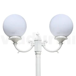 Viadurini Lighting Gartenlampion-212 cm hohe Straßenlaterne aus weißem Acryl und Aluminium, hergestellt in Italien - Trovabianco