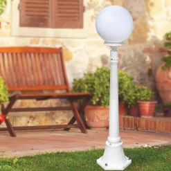 Viadurini Lighting Gartenlampion-110 cm hohe Straßenlaterne aus weißem Acryl und Aluminium, hergestellt in Italien - Trovabianco