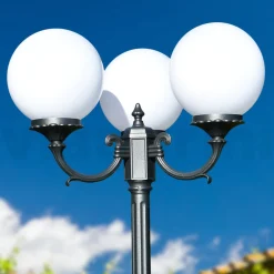 Viadurini Lighting Gartenlampion-212 cm hohe Straßenlaterne aus Acryl und anthrazitfarbenem Aluminium. Hergestellt in Italien - Trovaantracite