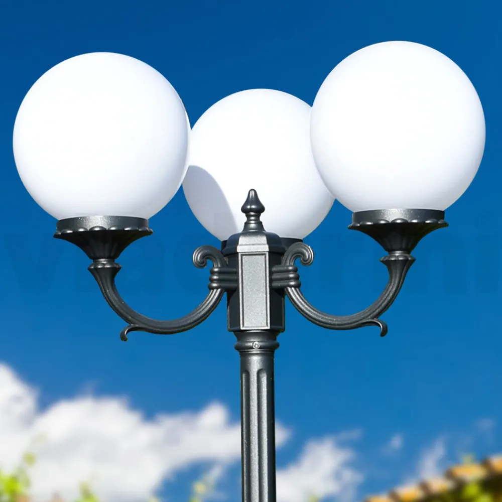 Viadurini Lighting Gartenlampion-212 cm hohe Straßenlaterne aus Acryl und anthrazitfarbenem Aluminium. Hergestellt in Italien - Trovaantracite