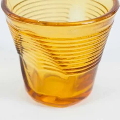 Viadurini Kitchen Gläser Set-12 Kaffeetassen zerknittertes farbiges Designglas - Sarabi