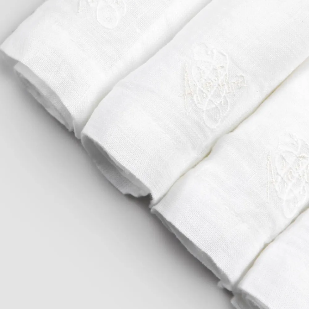 Viadurini Textile Servietten-6 leichte Leinenservietten mit hochwertiger Luxusdekoration - Virtu