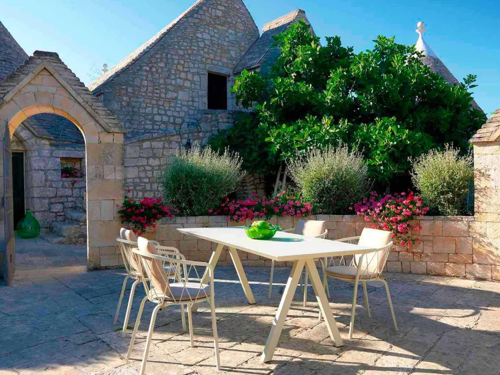 Viadurini in the Garden Metallsessel-2 Outdoor-Sessel aus lackiertem Metall stapelbar Made in Italy - Adia