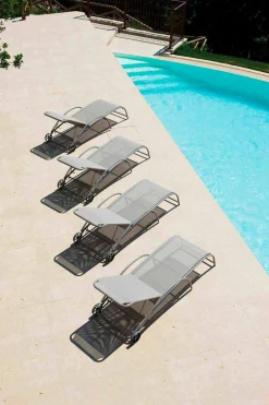 Viadurini in the Garden Sonnenliegen-2 stapelbare Outdoor-Chaiselongues aus Metall und Stoff Made in Italy - Perlo