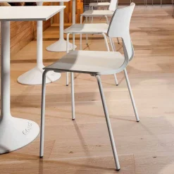 Viadurini Living Moderne Stühle-4 stapelbare Stühle aus Metall und Polypropylen Made in Italy - Clarinda