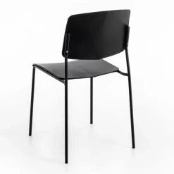 Viadurini Living Gartenstühle Kunststoff-4 Stühle mit Sitz aus Polypropylen in verschiedenen Ausführungen und Metall – Daiquiri