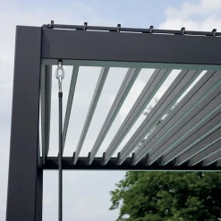 Viadurini in the Garden Gartenideen-Aluminium-Pergola mit verstellbarem Dach durch Kurbel - Eolo