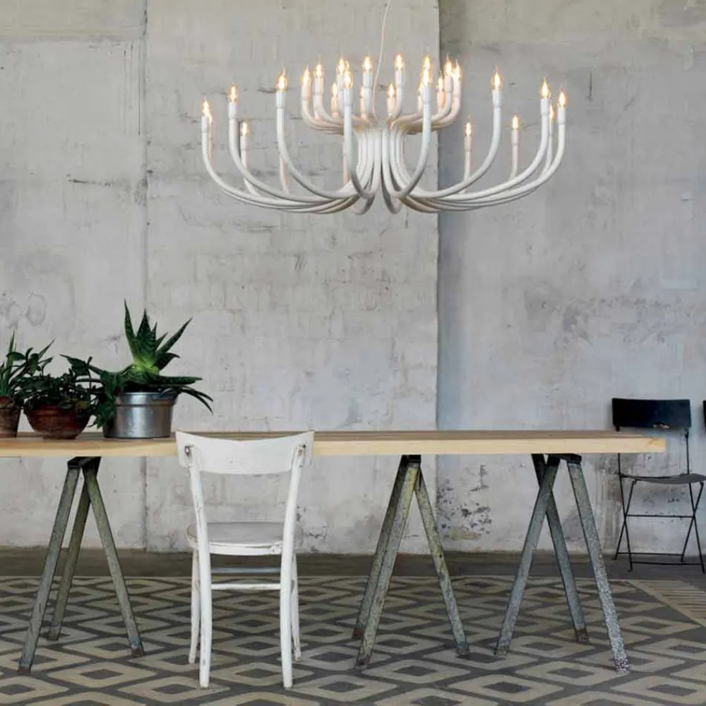 Viadurini Lighting Designer Pendelleuchten-Aufhängungsleuchter mit 16 oder 32 Lichtern aus weißem oder schwarzem Aluminium - Alviso