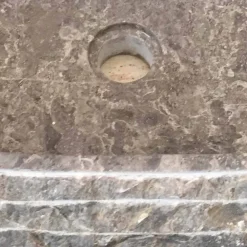 Viadurini Bathroom Steinwaschbecken-Aufsatzwaschbecken aus grauem Stein Ivy, handgefertigtes Design-Einzelstück