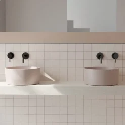 Viadurini Bathroom Keramikwaschbecken-Aufsatzwaschbecken aus Keramik in verschiedenen Ausführungen, hergestellt in Italien – Kugeln