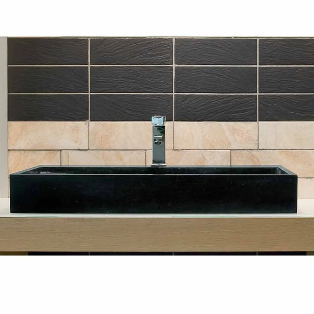 Viadurini Bathroom Steinwaschbecken-Aufsatzwaschbecken schwarz mit schrägen Ablauf aus Basalt Schwarz Chao