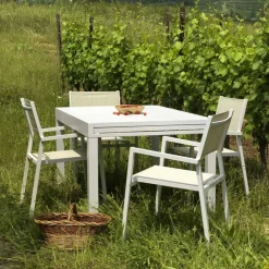 Viadurini in the Garden Gartentische Aus Aluminium|Ausziehbare Gartentische-Ausziehbarer Gartentisch komplett aus Aluminium - Sheet