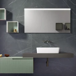 Viadurini Bathroom Badmöbel Hängend-Badezimmerkomposition mit Spiegel und Metallwandschränken, hergestellt in Italien – Efesto