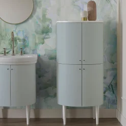 Viadurini Bathroom Badmöbel Stehend-Badezimmerschrank mit vier Türen, die 3 Regale schließen, hergestellt in Italien – Candy