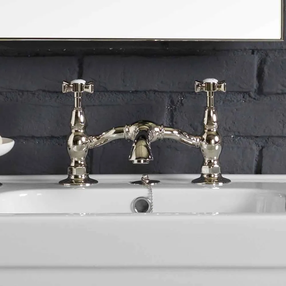 Viadurini Bathroom Badmöbel Stehend-Badezimmer-Set mit Vintage-Doppelkonsole aus weißer Keramik auf einer linearen Struktur