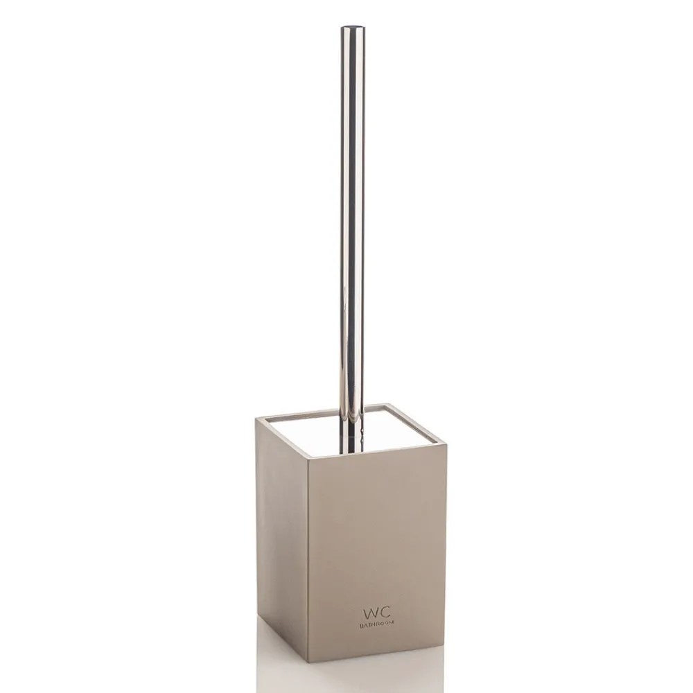 Viadurini Bathroom Badzubehör-Badezimmerzubehör Zusammensetzung aus Polyresin mit verchromten Einsätzen - Freccia