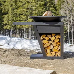 Viadurini in the Garden Holzofengrill-Barbecue mit Feuerbetrieb, Kochplatte und Holzhalterung - Giorgione