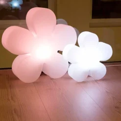 Viadurini Lighting Design Beleuchtung|Designer Stehlampen-Blumentisch oder Stehlampe in modernem Design aus Polyethylen - Fiorestar