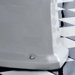 Viadurini Bathroom Wc-Bodenvase Klassisches Design Zurück zur Wand in Made in Italy Keramik - Marwa