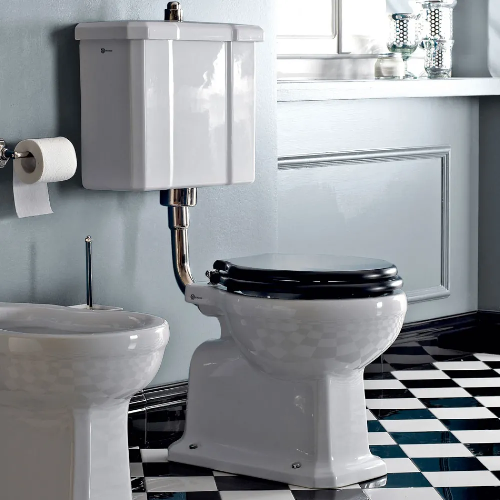 Viadurini Bathroom Wc-Boden-WC mit Keramikkassette und Made in Italy Black Seat - Marwa