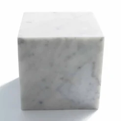 Viadurini Living Deko Artikel Und Wohnaccessoires-Briefbeschwerer im Würfel-Design aus satinweißem Carrara-Marmor Made in Italy - Qubo