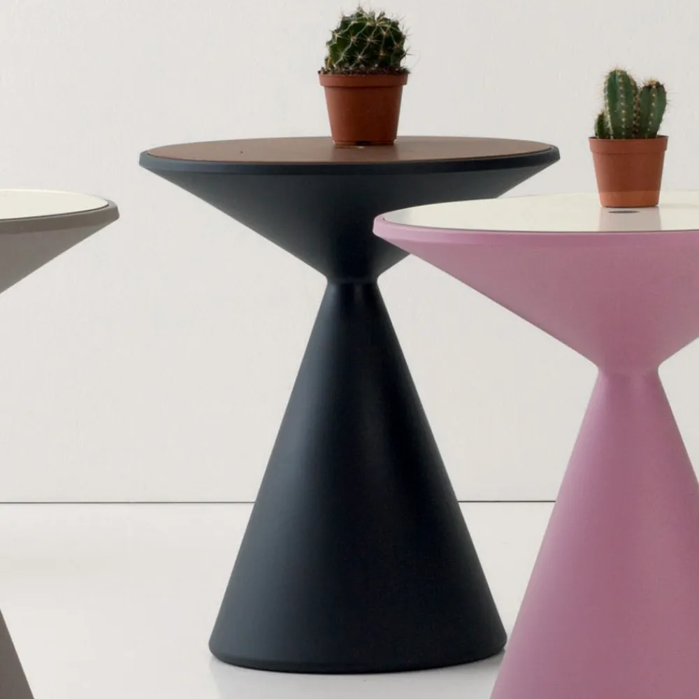 Viadurini Living Moderne Couchtische-Couchtisch Container für Wohnzimmer aus Polyethylen Made in Italy - Acuto