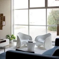 Viadurini in the Garden Garten Beistelltisch-Couchtisch für den Außenbereich aus farbigem Polyethylen Made in Italy - Igorina