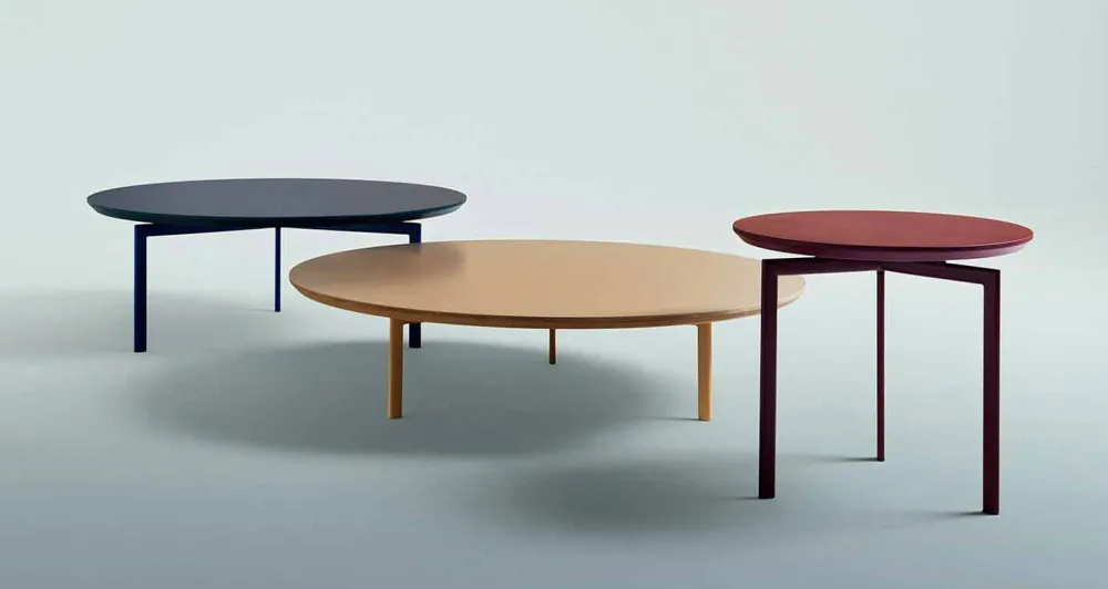 Viadurini Living Moderne Couchtische-Couchtisch mit 3 Stahlbeinen und farbiger Holzplatte – Hübsch