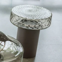 Viadurini Living Moderne Couchtische-Couchtisch mit Glasplatte und Metallgestell, hergestellt in Italien – Batulla