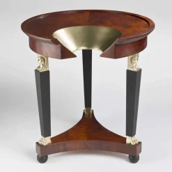 Viadurini Living Klassische Couchtische-Couchtisch, Tischplatte aus Glas und Dekorationen aus Messing, Venere