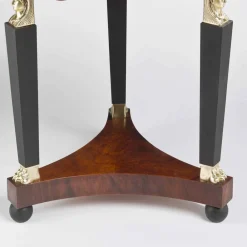 Viadurini Living Klassische Couchtische-Couchtisch, Tischplatte aus Glas und Dekorationen aus Messing, Venere