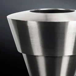 Viadurini Living Deko Vasen-Dekorative Innenvase aus satiniertem Stahl Made in Italy - Gardeno