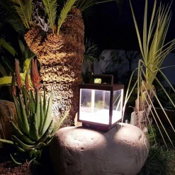 Viadurini Lighting Gartenlampion-Dekorativer LED-Außenstrahler aus weißem Aluminium oder Corten - Bettina