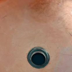 Viadurini Bathroom Harzwaschbecken-Design Arbeitsplatte Waschbecken aus transparentem Harz und Kupfer - Salvatore