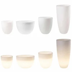 Viadurini Lighting Lichtmöbel-Design Beleuchtete Außen- und Innenvase aus farbigem Polyethylen - Svasostar