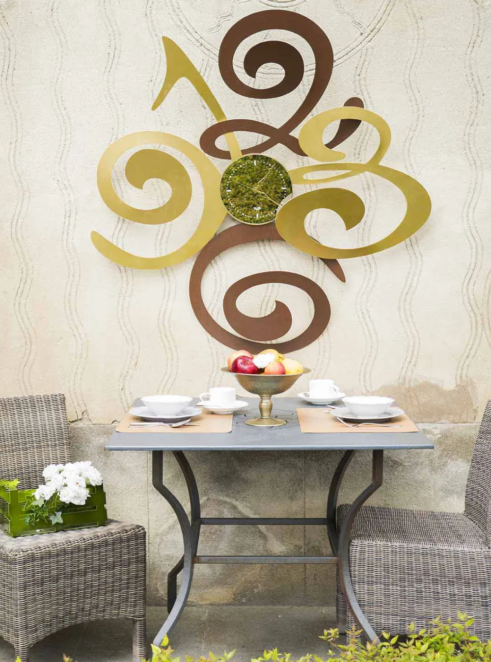 Viadurini Time Design Wanduhren-Design Wanduhr aus farbigem Eisen Made in Italy - Fiordaliso