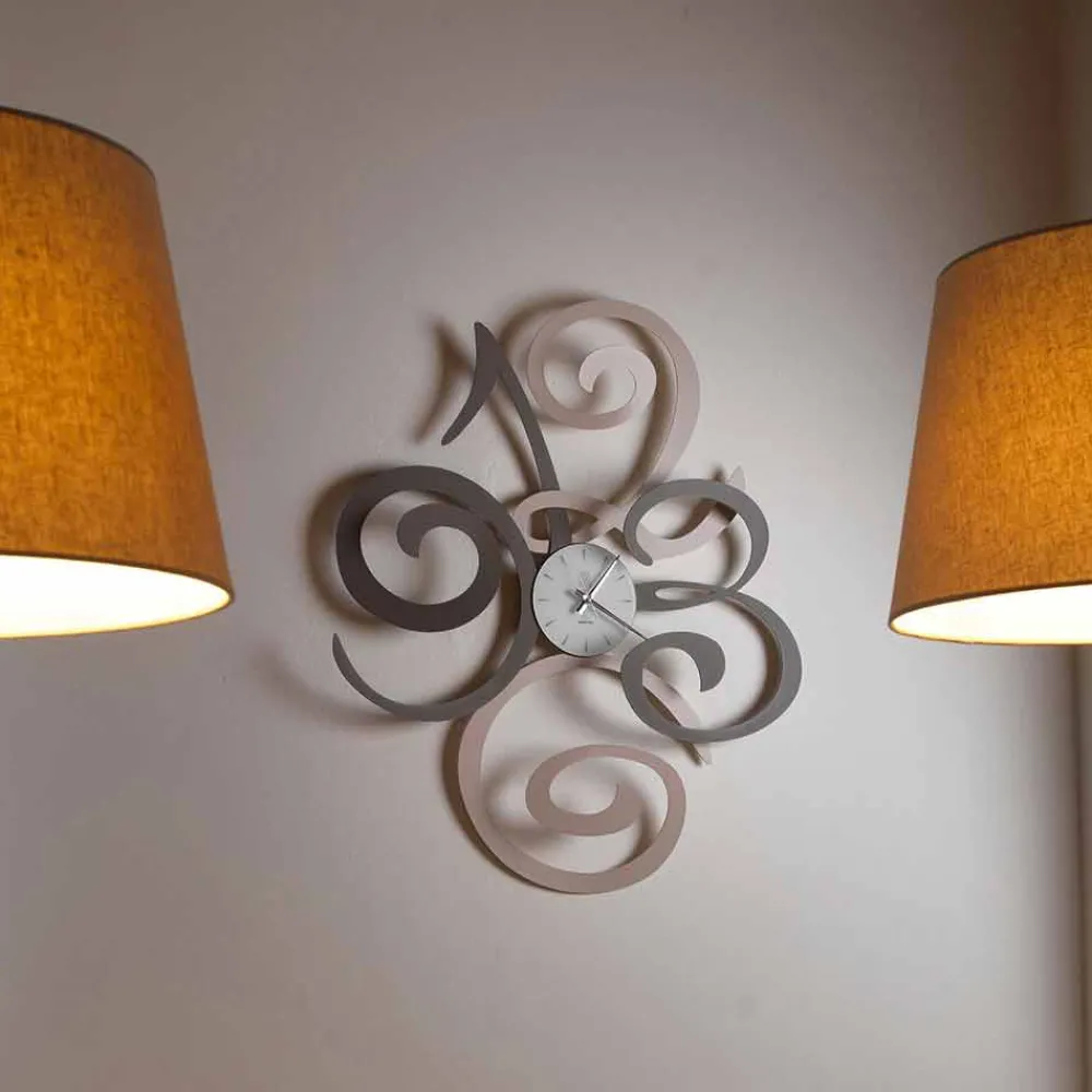 Viadurini Time Design Wanduhren-Design Wanduhr aus farbigem Eisen Made in Italy - Fiordaliso