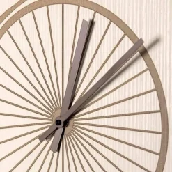 Viadurini Time Design Wanduhren-Design Wanduhr aus rundem Holz in 2 Ausführungen, Made in Italy - Byko