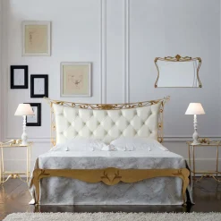 Viadurini Night Design Schlafzimmer Komplett-Doppelbett aus echtem Leder, komplett mit Matratze und 2 Nachttischen – King-Size-Bett