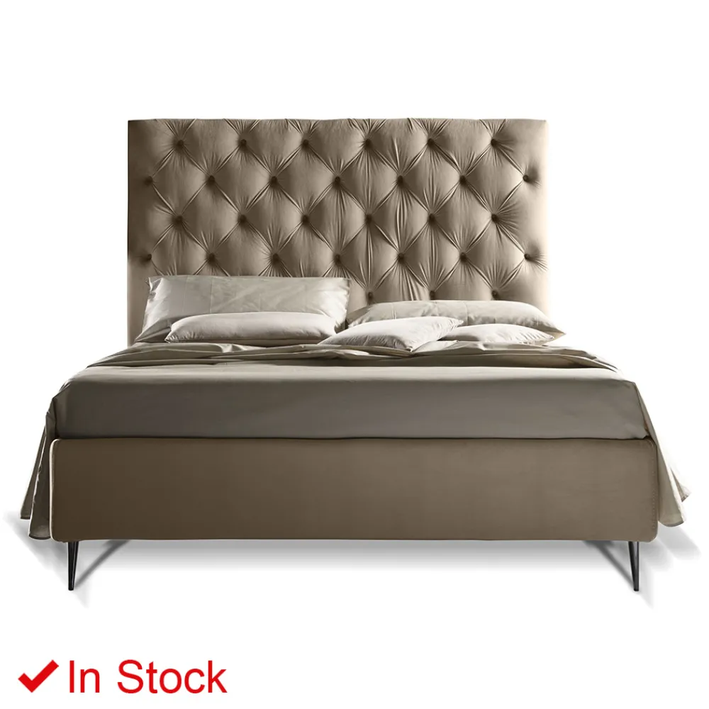 Viadurini Night Design Maßgeschneiderte Möbel|Polsterbetten-Doppelbett mit Bettwäschegarnitur aus Baumwolle Made in Italy - Sallie