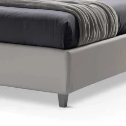 Viadurini Night Design Maßgeschneiderte Möbel|Polsterbetten-Doppelbett mit Box und Kopfteil mit Öko-Lederknöpfen Made in Italy - Arturo
