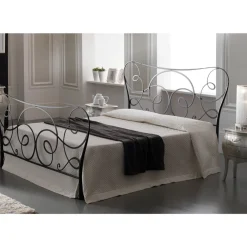 Viadurini Night Design Schlafzimmer Komplett-Doppelbett mit Fußteil, Matratze, Kissen und 2 Nachttischen – Lampo