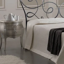 Viadurini Night Design Schlafzimmer Komplett-Doppelbett mit Fußteil, Matratze, Kissen und 2 Nachttischen – Lampo